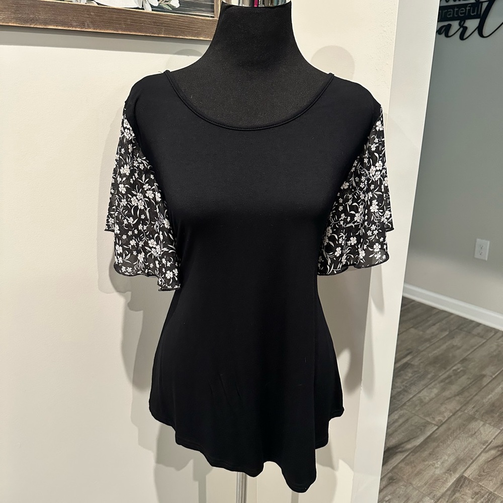 Bloomchic Flutter Sleeve Top - image 1